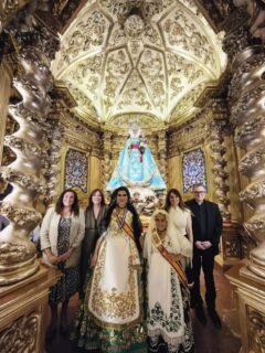 Subir al Santuario de la Fuensanta siempre es especial, pero vivir allí una Misa Huertana es conectar directamente con nuestras raíces 🍋🌸

👉🏻 Desliza para ver las fotos del pasado domingo 21 de junio

#VirgenDeLaFuensanta #MisaHuertana #Murcia #Tradiciones #SantuarioDeLaFuensanta