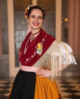 Ayer, 22 de noviembre, celebró su cumpleaños Lucía Valcárcel de Pedro, Dama de Honor de la Reina de la Huerta de Murcia 2025. ¡Muchas felicidades, Lucía! Esperamos que hayas pasado un día de cumpleaños maravilloso. 🥳🎉🎂🎁💐🌼😘