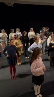 🌿✨ Murcia da la bienvenida a sus Candidatas a Reinas de la Huerta 2026 ✨🌿
Esta noche, a las 20:00 h, el Auditorio Víctor Villegas se llena de tradición, historia y emoción con la Gala de Presentación de las Candidatas a Reinas de la Huerta y sus Cortes de Honor 2026. 👑🌸