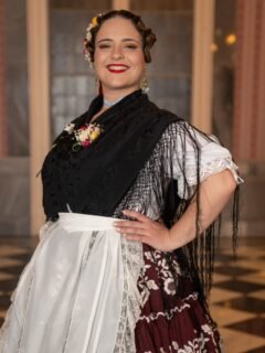 Hoy celebra su cumpleaños Inmaculada Ibañez Prior, Dama de Honor de la Reina de la Huerta de Murcia 2025. ¡Muchas felicidades, Inma! Esperamos que hayas pasado un día de cumpleaños maravilloso. 🥳🎉🎂🎁💐🌼😘